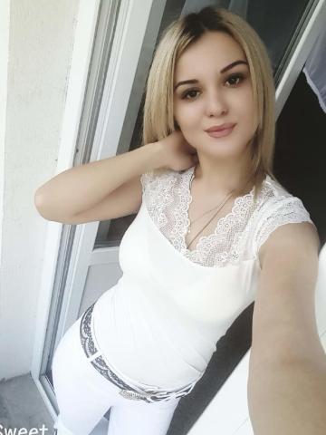 Проститутка Майя